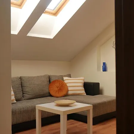 Pod Lasem Jastrzębia Góra